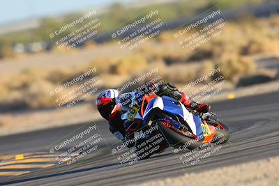 media/Nov-17-2024-CVMA (Sun) [[1fec520723]]/Race 17-Amateur Supersport Middleweight/